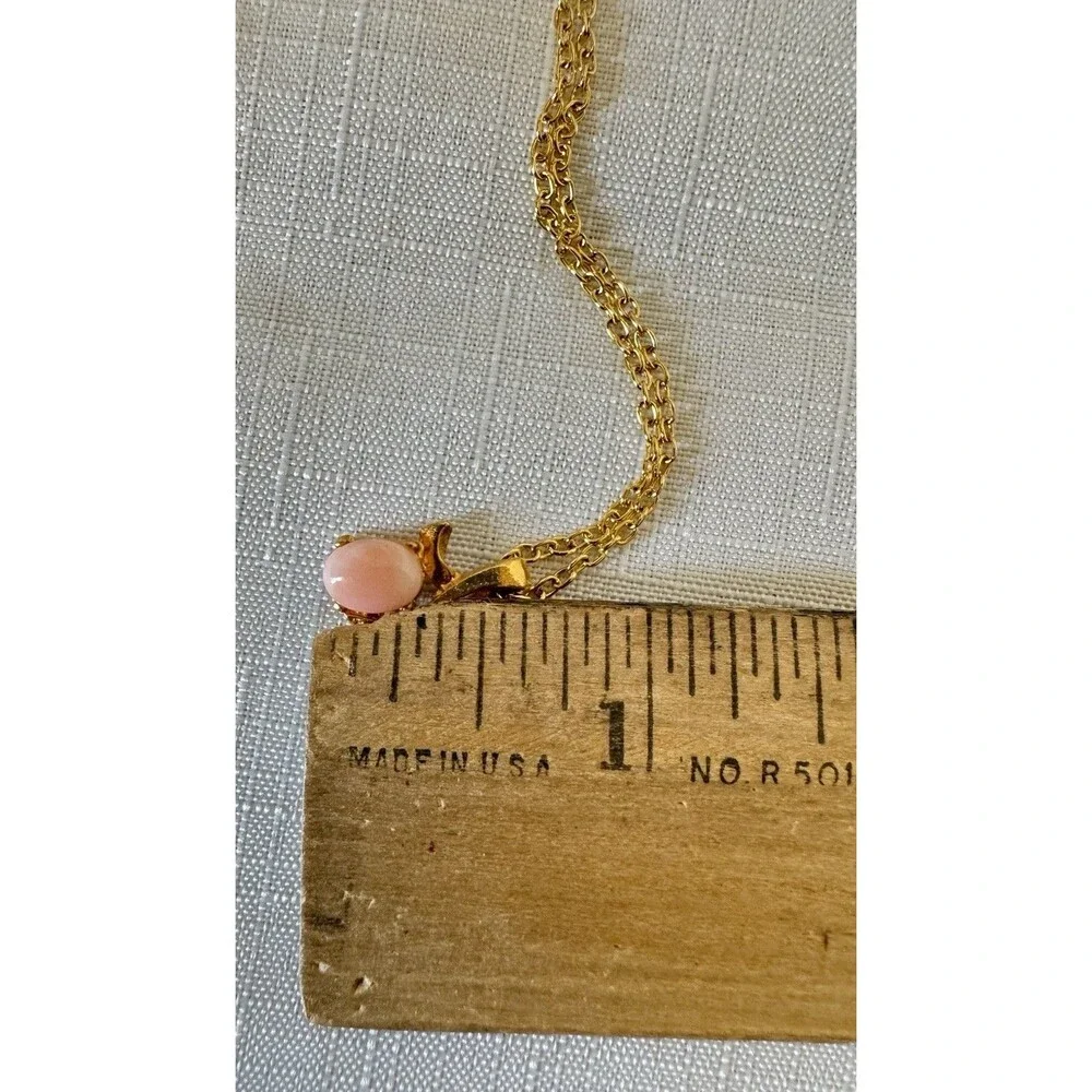 1970s Necklace Gold-Tone Metal Pink Coral Bead Clear Crystals 16